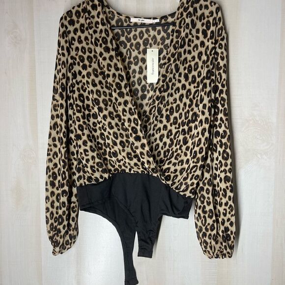Mi Ami leopard body suit wrap style from‎ Francesca’s, size medium - Picture 3 of 10
